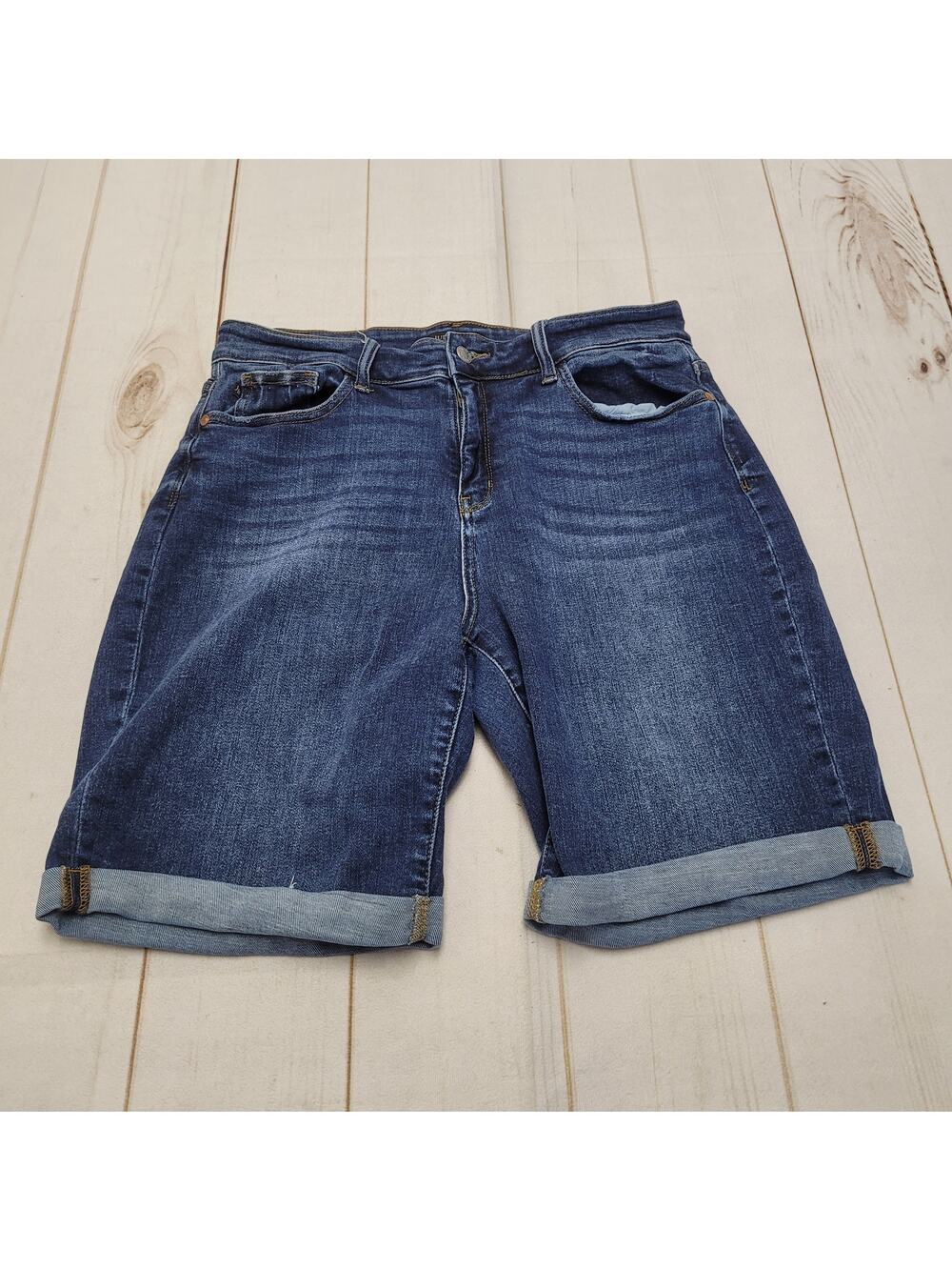 Judy Blue high rise cuffed bermuda shorts long modest 1XL stretch